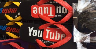 Slippers van YouTube