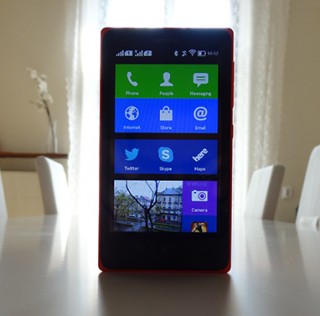 Nokia X video review