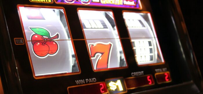Online casino bonussen: De belangrijkste extra functies bij speelautomaten