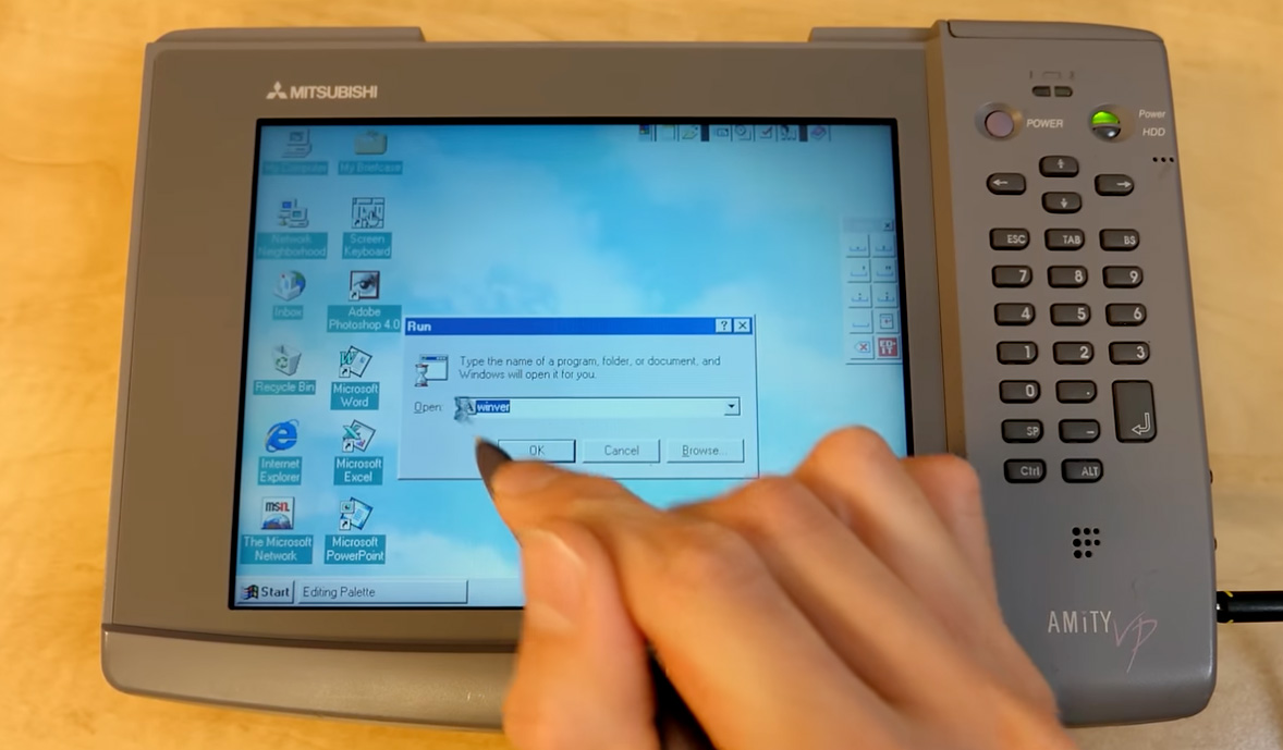Mitsubishi tablet with Windows 95