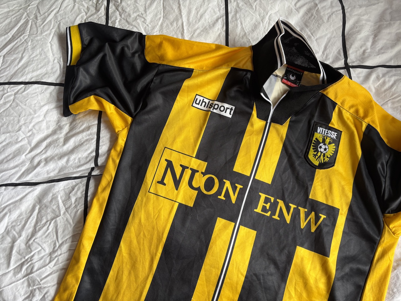 Vitesse shirt met Uhlsport