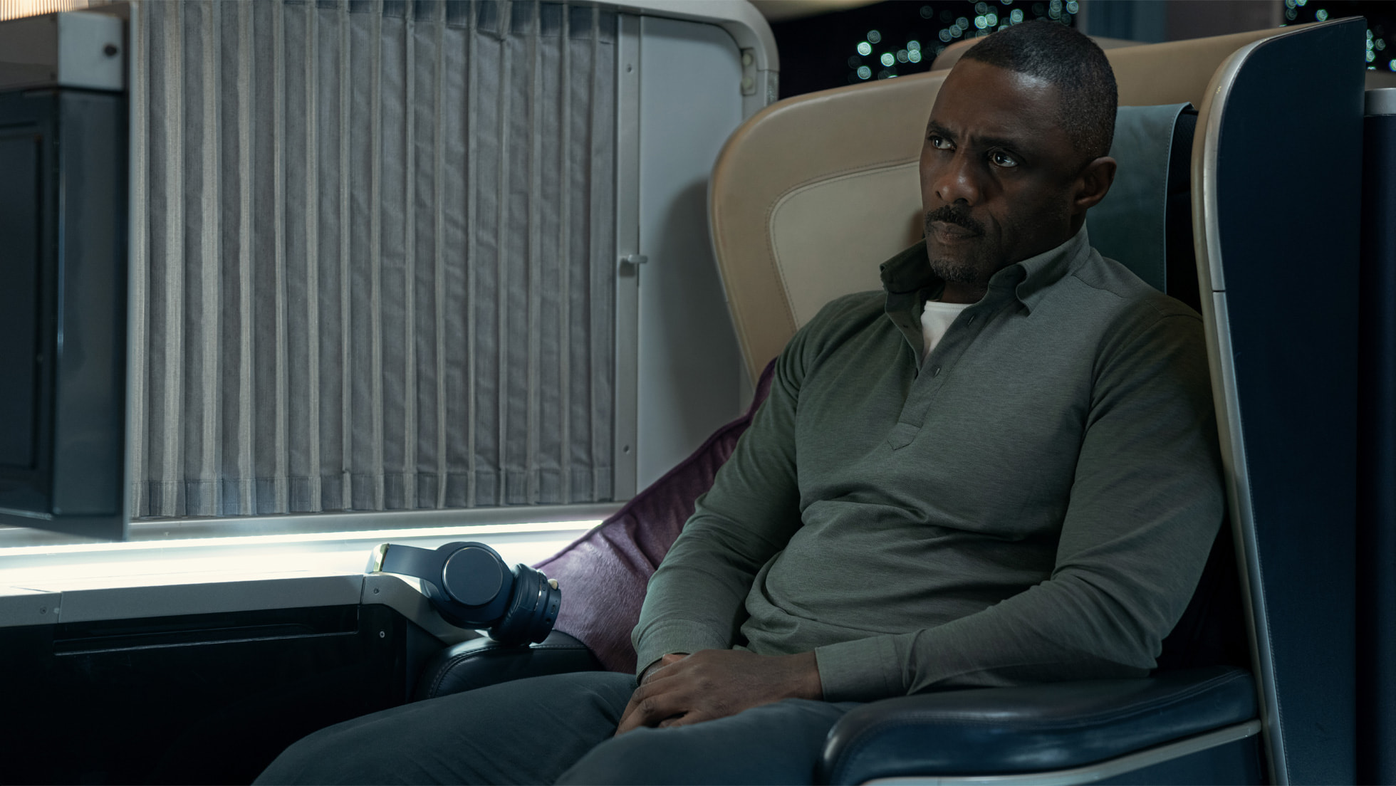 Idris Elba in Hijack