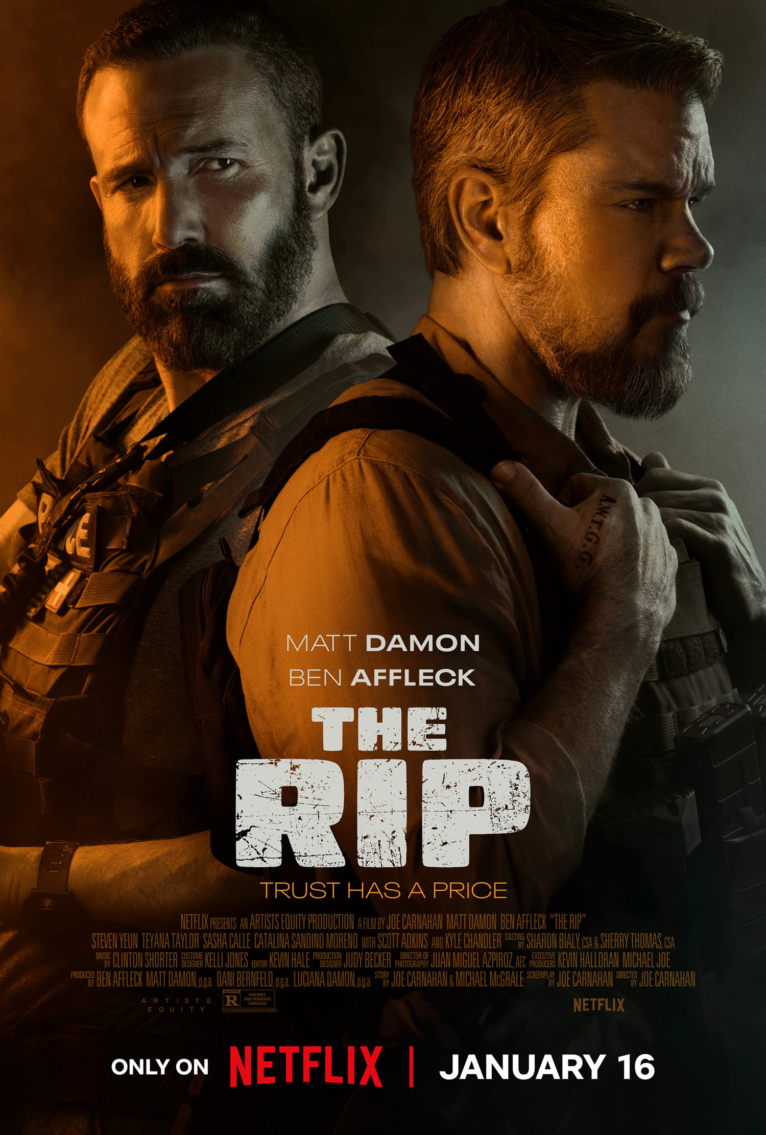 Filmposter van The Rip met Benn Affleck en Matt Damon. Beiden zijn te zien op de ietwat bozige poster.
