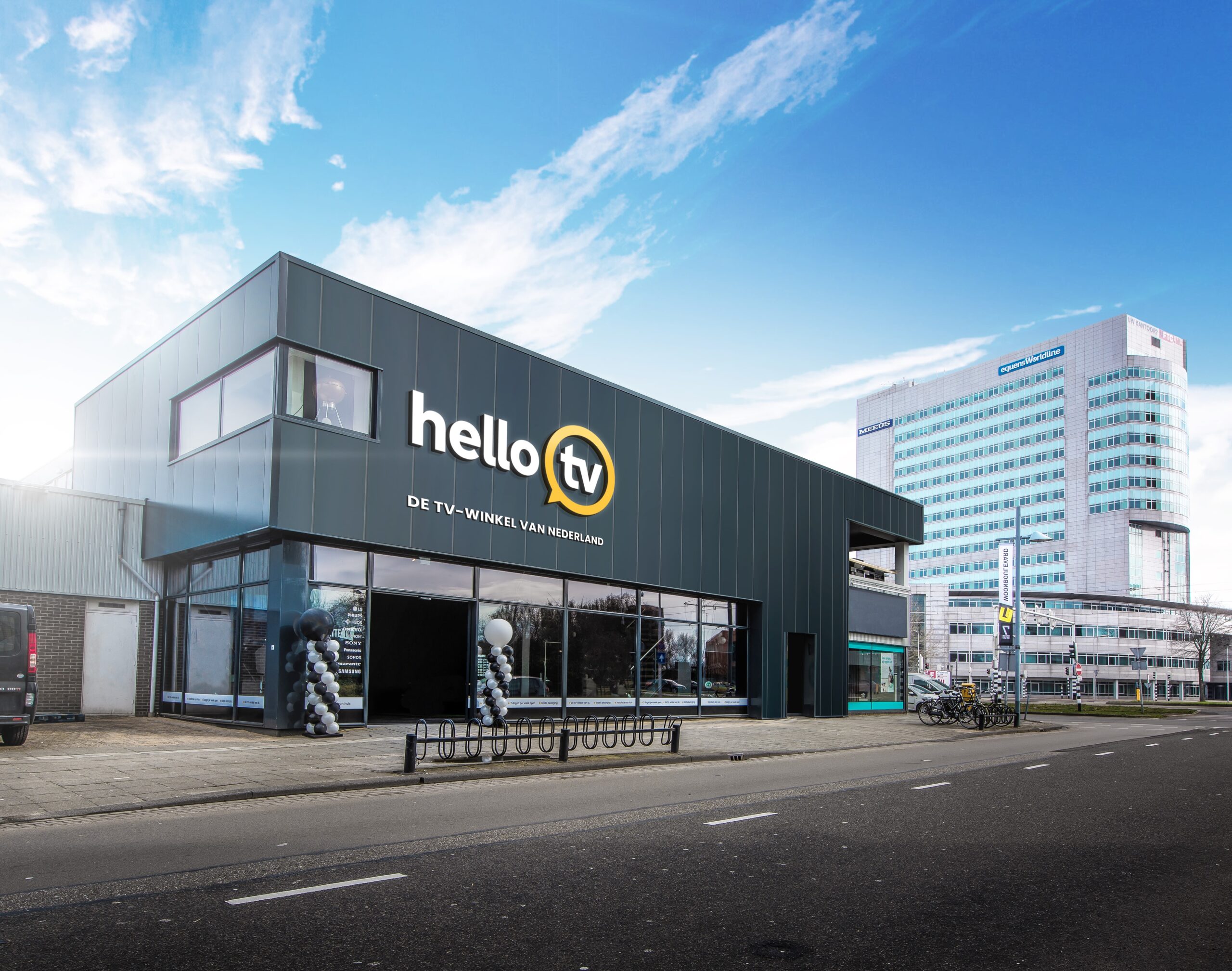 Een winkel van Hello TV in Utrecht.