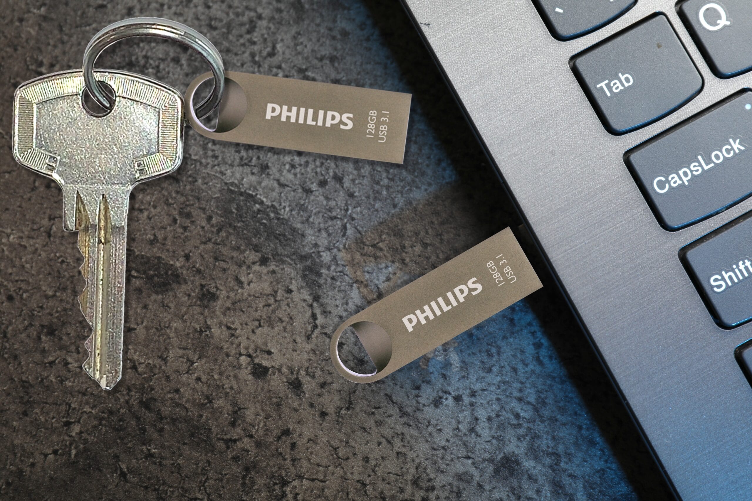 Philips Moon USB stick in een laptop.